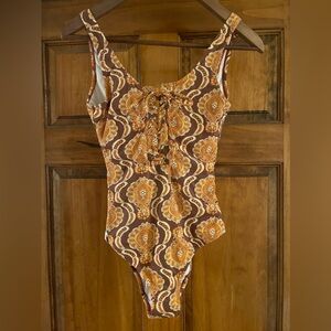 Rhythm adventure swimsuit very stylish size XS